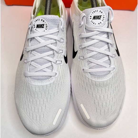 Nike Womens Free RN 2018 White/Black Running Shoes Sz 9 New with Box! 942837-100 - Picture 2 of 16